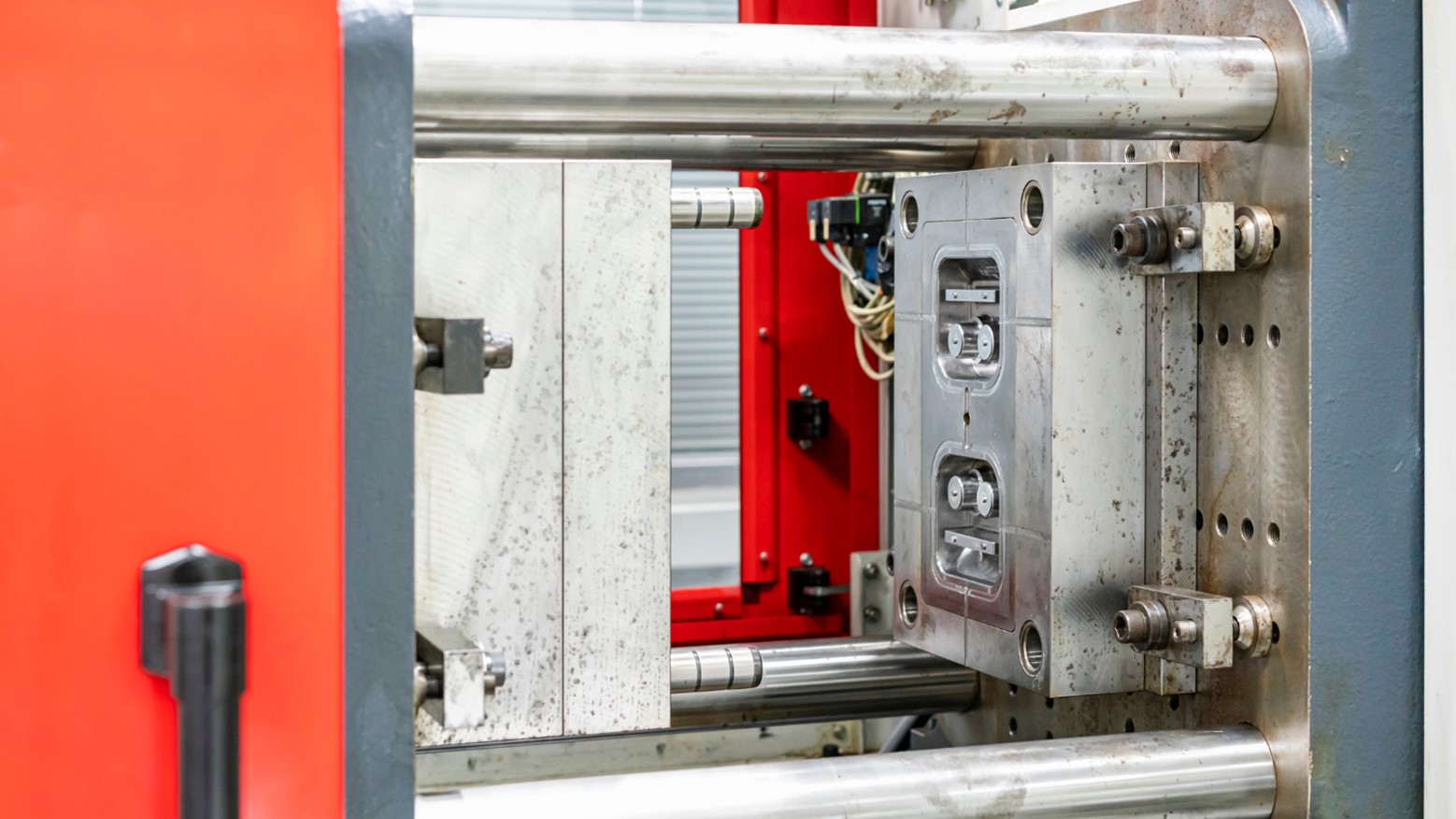 Plastic Injection Molding in Kansas