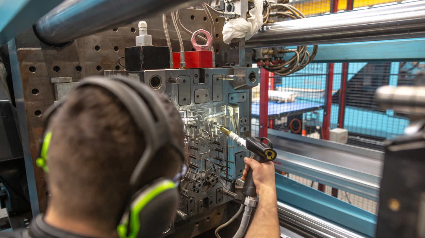 Plastic Injection Molding Companies in Kansas